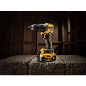 Wkrętarka udarowa BEZSZCZOTKOWA 18V BL XR 68Nm WALIZKA DeWALT DCD100YN-XJ